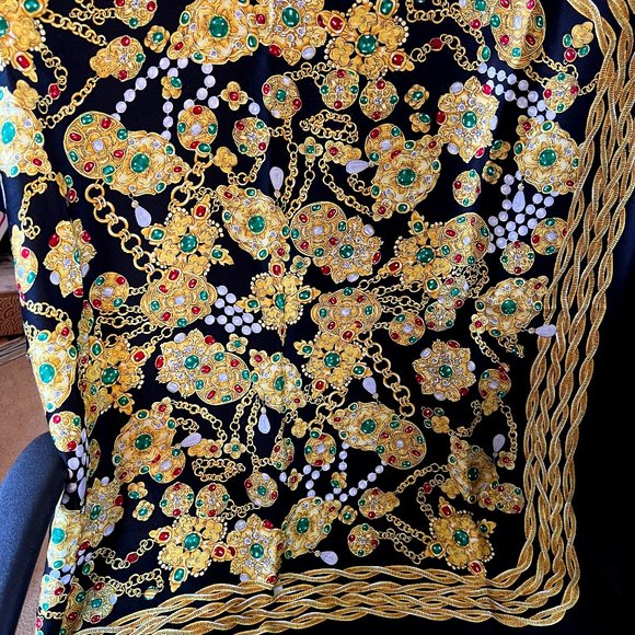 Vintage Chanel Silk Scarf - Picture 5 of 5